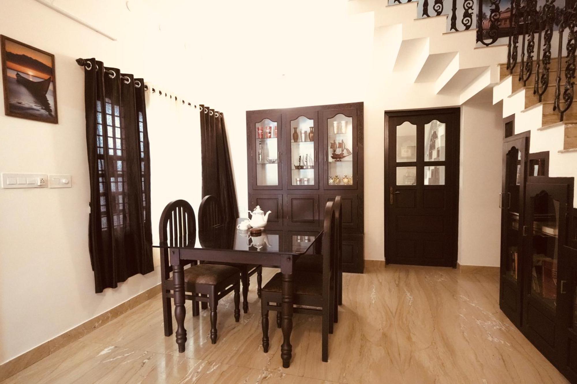 Daffodils Inn Alappuzha Eksteriør billede