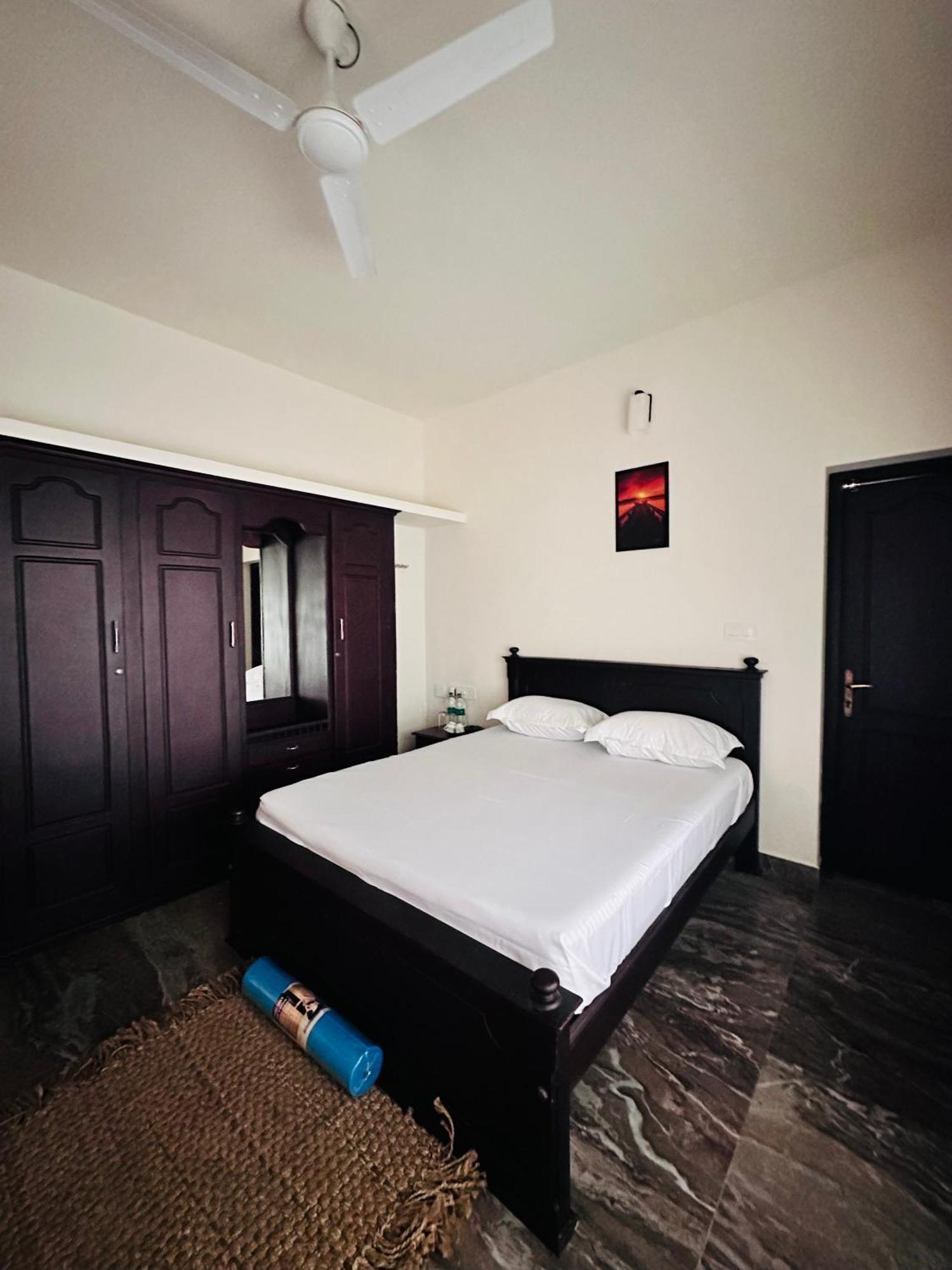 Daffodils Inn Alappuzha Eksteriør billede